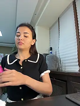 cordeliawow online show from December 2025 05:03:01 AM