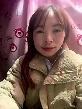 alissa-ww online show from December 2025 05:46:01 AM