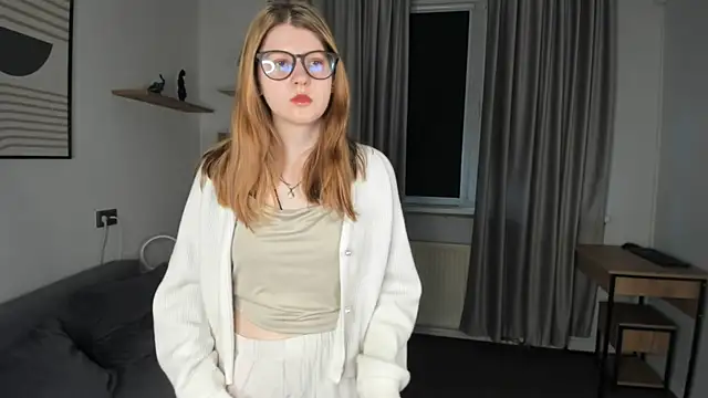 IndiraMarotto online show from January 2026 12:31:01 PM