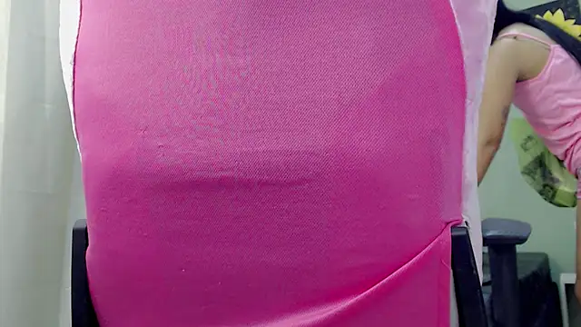 Mishell hot  online show from January 2026 07:41:01 PM