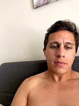 Emanueldickarg online show from December 2025 06:46:02 PM