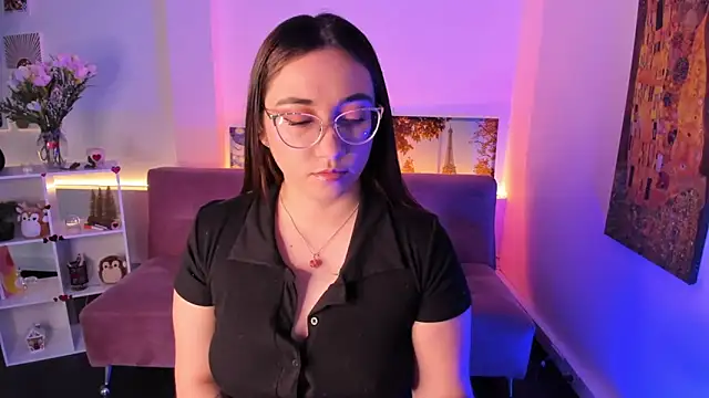 SwettieSammy online show from April 2026 12:25:01 PM