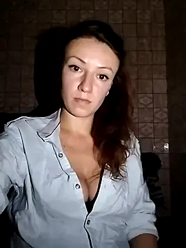 Snapshot of Kseniae chatting on December 2025 06:28:01 PM Kseniae online show from December 2025 06:28:01 PM