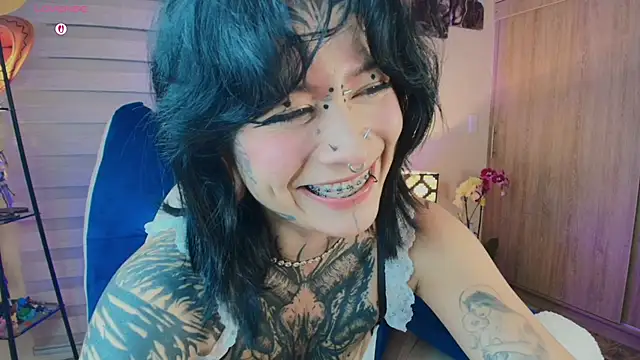 Snapshot of AryRousse chatting on February 2026 12:40:02 AM AryRousse online show from February 2026 12:40:02 AM