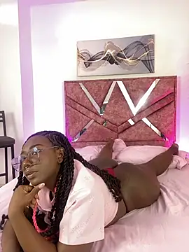 ZahhyGrey online show from February 2026 07:32:01 PM