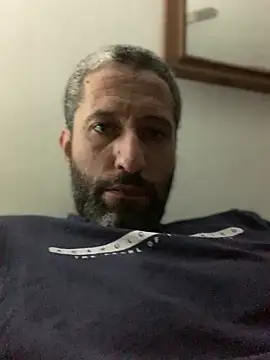 Snapshot of Calientesensible chatting on April 2026 06:25:02 AM Calientesensible online show from April 2026 06:25:02 AM