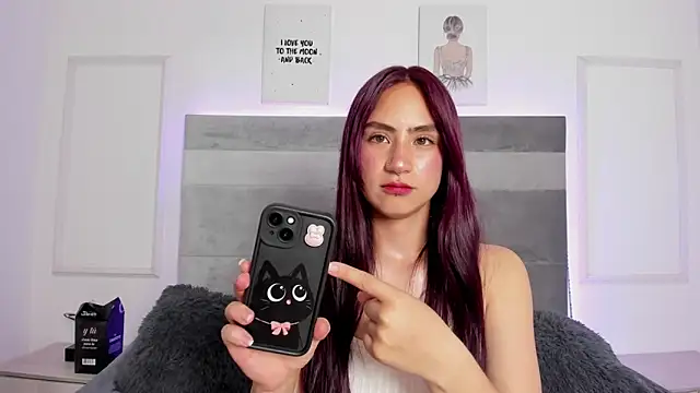 Luu angel  online show from December 2025 10:26:01 PM