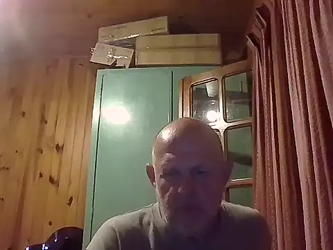 homoX1 online show from December 2025 01:43:01 AM