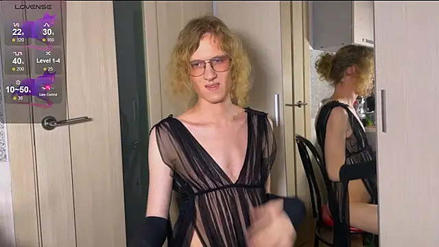 Snapshot of Avery_adam chatting on February 2026 10:54:02 PM Avery adam online show from February 2026 10:54:02 PM