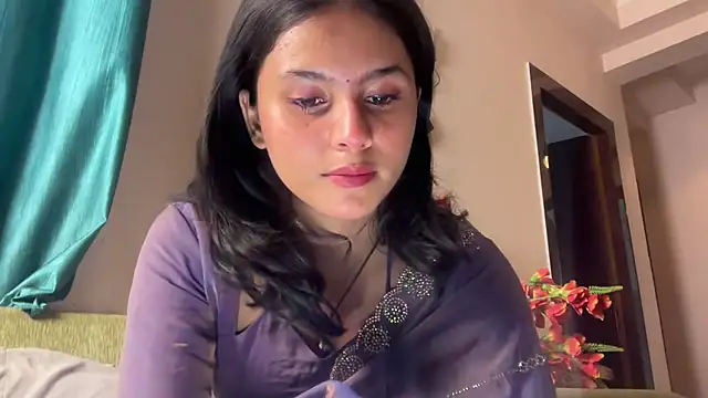 Piyyuu online show from April 2026 06:46:01 PM