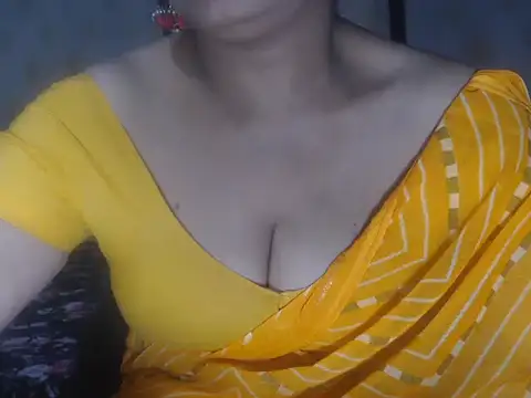 Hotronita123 online show from December 2025 05:35:02 AM