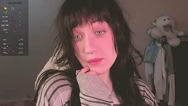 MePretty online show from October 2025 05:24:02 PM