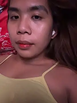 Snapshot of Margaux4U chatting on April 2026 09:35:01 AM Margaux4U online show from April 2026 09:35:01 AM