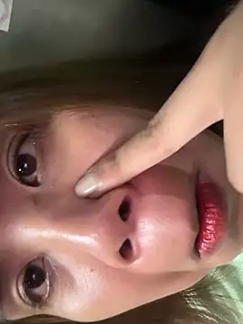 Snapshot of Margaux4U chatting on April 2026 12:43:01 PM Margaux4U online show from April 2026 12:43:01 PM