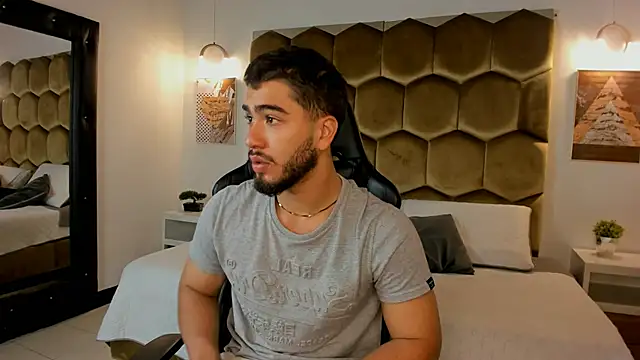 Franco banderas online show from February 2026 10:14:01 AM