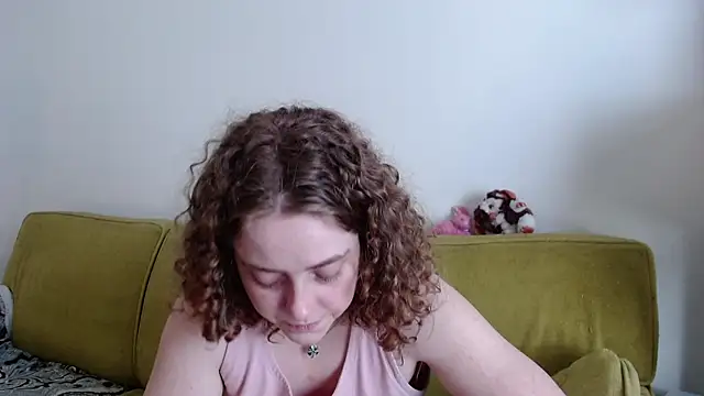 DeliaBlew online show from May 2026 04:46:02 PM