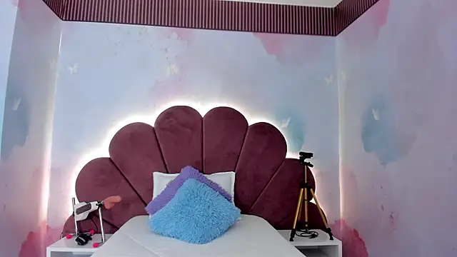 Snapshot of carohornyy chatting on December 2025 11:37:01 AM carohornyy online show from December 2025 11:37:01 AM