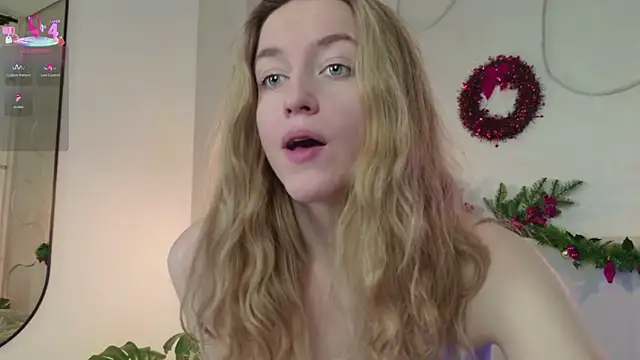 SoftDreamer online show from December 2025 02:22:02 PM