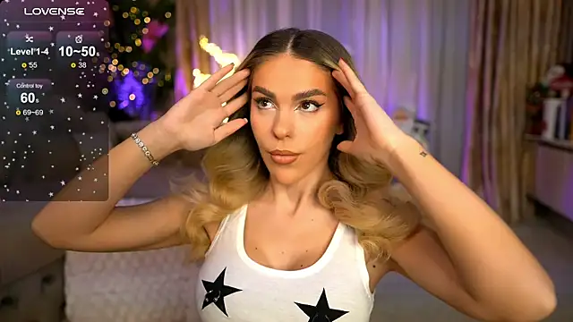 ChloeVelvetx online show from December 2025 10:40:01 PM