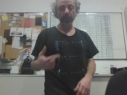 Snapshot of Petebulimia chatting on July 2026 05:44:01 AM Petebulimia online show from July 2026 05:44:01 AM