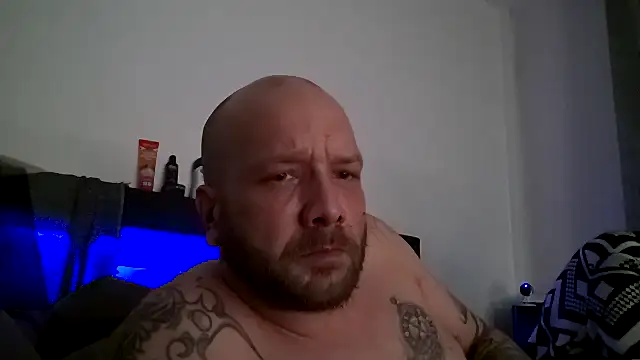 Snapshot of RedTeufelGirl chatting on February 2026 12:37:02 AM RedTeufelGirl online show from February 2026 12:37:02 AM