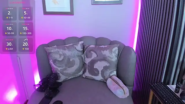 Ariana collinss online show from February 2026 07:54:01 PM