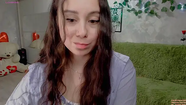 Snapshot of AlinaEleven chatting on June 2026 09:41:01 PM AlinaEleven online show from June 2026 09:41:01 PM