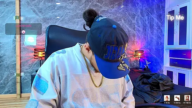 PatrickS25 online show from February 2026 05:03:02 AM