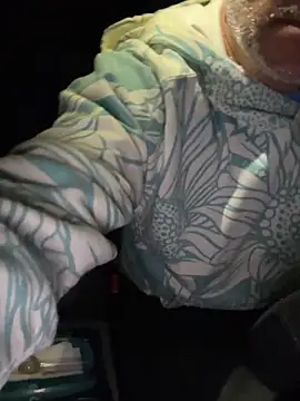 Snapshot of ValuedConcept687 chatting on May 2026 06:31:02 AM ValuedConcept687 online show from May 2026 06:31:02 AM