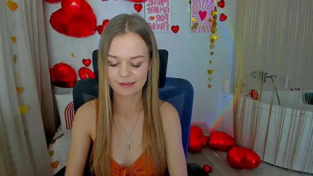 Snapshot of MidnighteAura chatting on February 2026 07:45:01 PM MidnighteAura online show from February 2026 07:45:01 PM