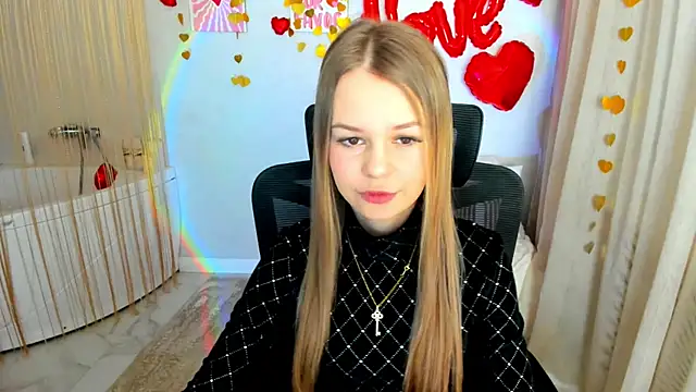 Snapshot of MidnighteAura chatting on February 2026 07:28:01 PM MidnighteAura online show from February 2026 07:28:01 PM