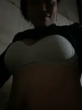 Lilik2 online show from December 2025 08:50:02 PM