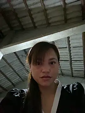 Lilik2 online show from April 2026 10:13:02 PM