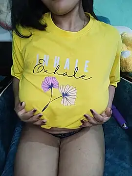 CherrychloeXO online show from May 2026 05:12:01 AM