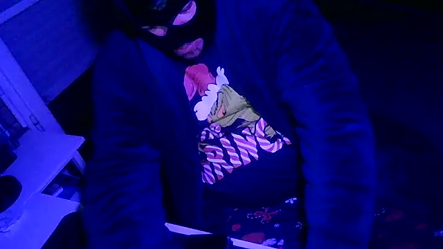 labonnetrique69 online show from December 2025 09:31:02 PM