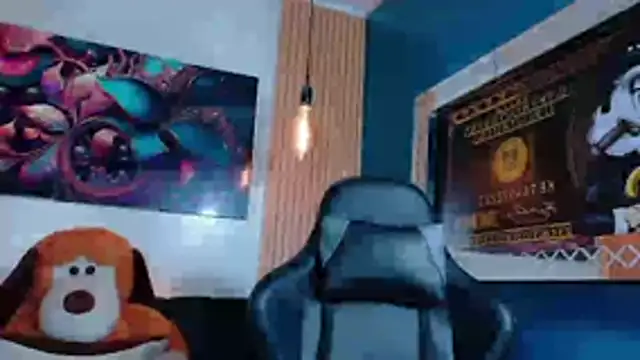 StormLuxX online show from March 2026 07:17:01 PM