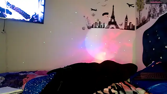 MisNicol online show from January 2026 11:23:02 AM