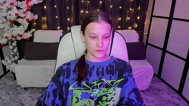 KrisDoeil online show from January 2026 02:17:02 AM