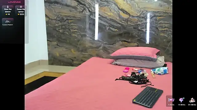 Evy connor online show from December 2025 11:29:01 AM