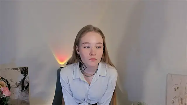 MaireLanda online show from December 2025 04:18:02 AM