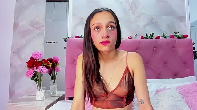 Snapshot of Kristy_Montes chatting on December 2025 07:08:02 PM Kristy Montes online show from December 2025 07:08:02 PM