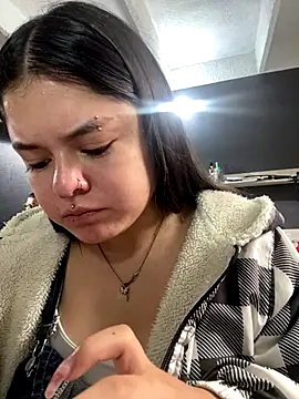 Camila Duarte2 online show from December 2025 01:16:02 PM