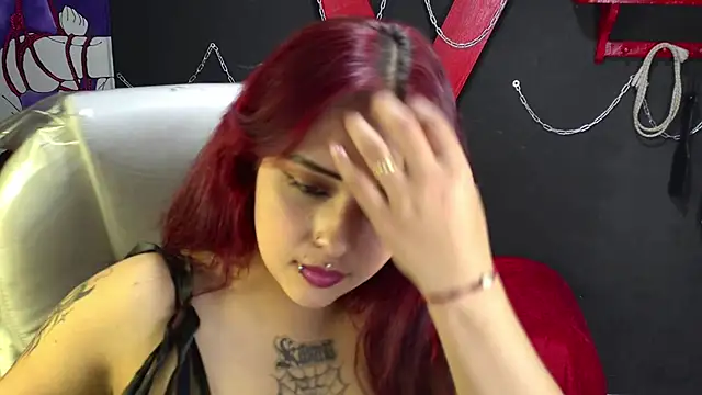 Zarastormks online show from December 2025 08:15:01 PM