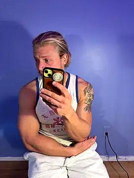 Nomadic Lover online show from December 2025 05:33:02 PM