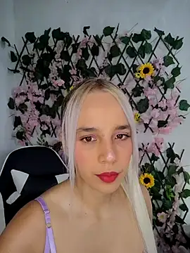 KasumiSophia online show from April 2026 12:37:01 PM