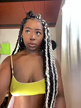 Cynthia es online show from April 2026 03:06:01 PM