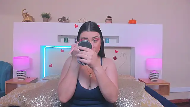 AnikaRomanoff  online show from April 2026 12:14:02 PM