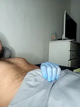 Snapshot of Shotdicks chatting on December 2025 09:18:01 AM Shotdicks online show from December 2025 09:18:01 AM