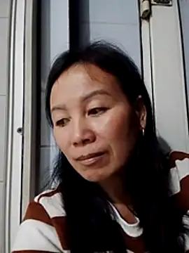 Lili-123k online show from February 2026 10:35:02 PM