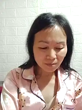 Lili-123k online show from February 2026 12:57:02 PM